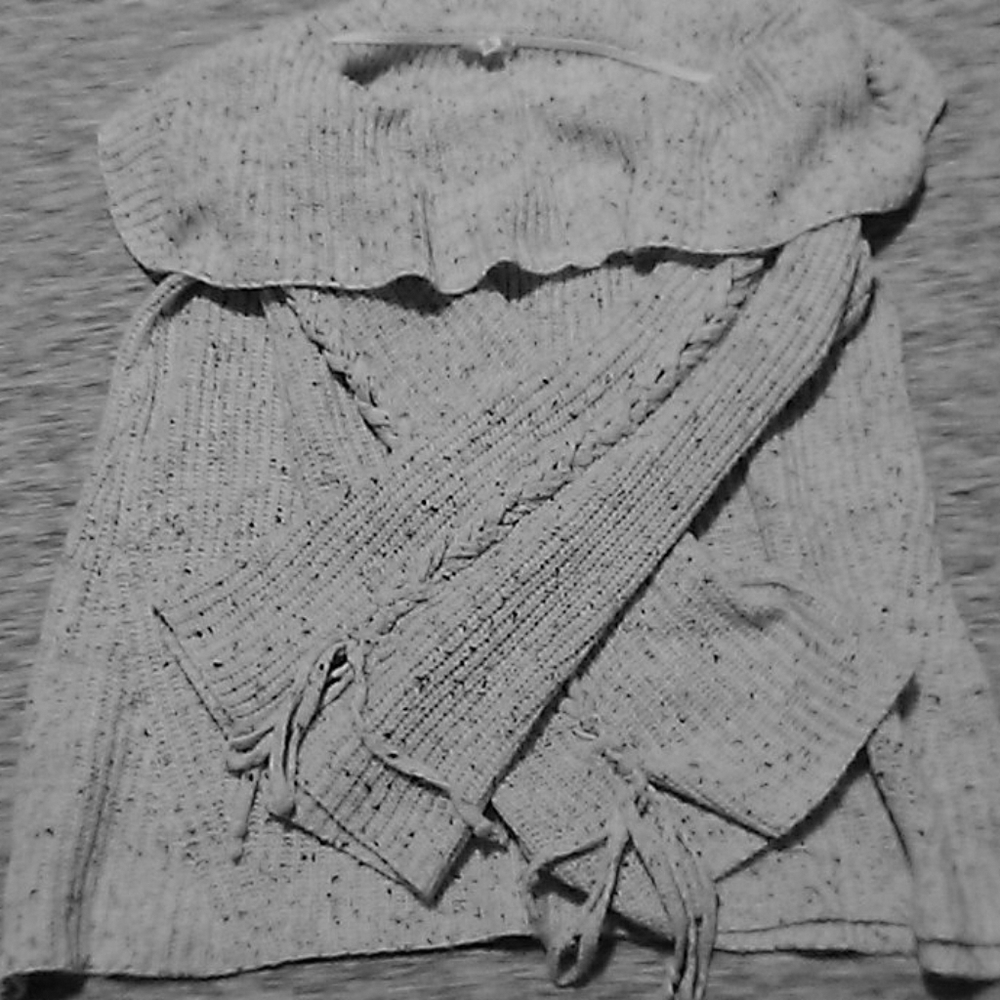 Hem and thread sweater